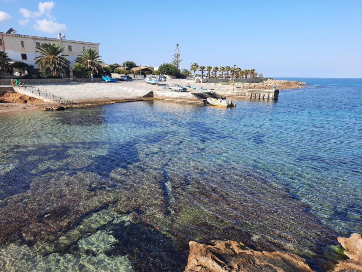 Casa Vacanza Tra Cielo E Mare Custonaci Kültér fotó